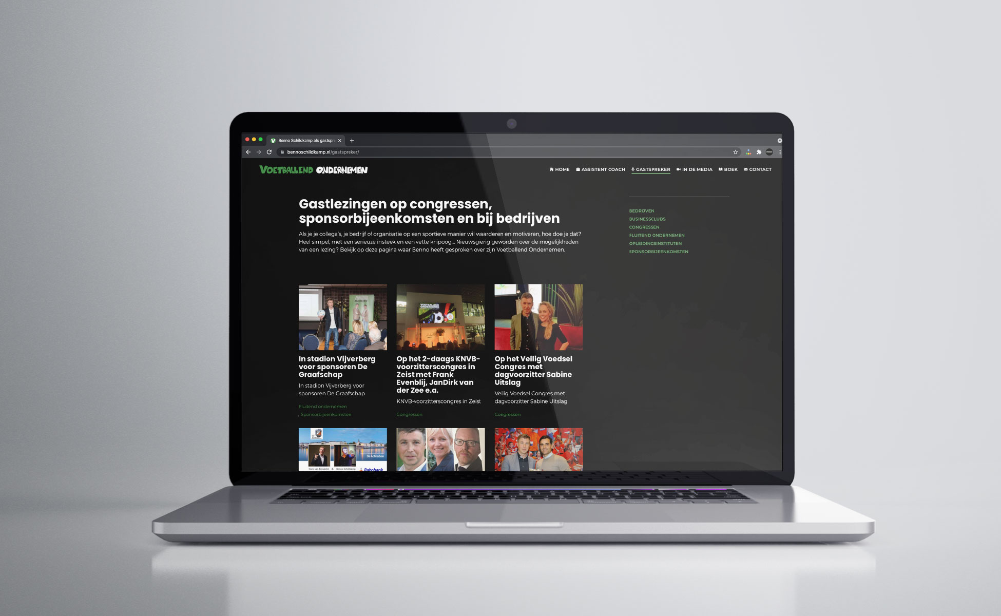 een laptop met een scherm